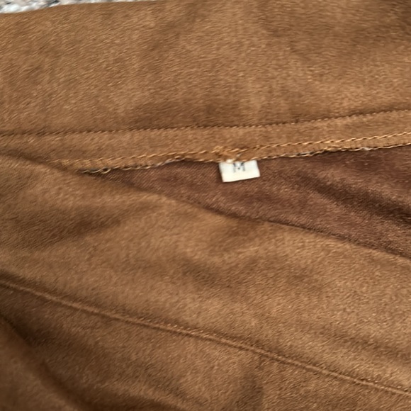 Adjustable tie wrap faux suede skirt - Picture 3 of 5